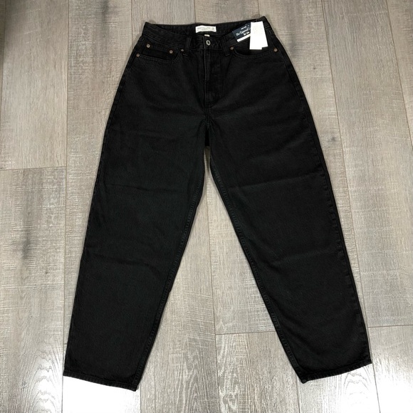 Abercrombie & Fitch The Tapered Loose High Rise Jean size 30/10 - Picture 1 of 8